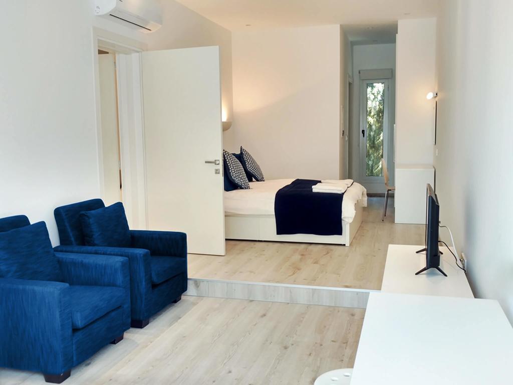 Olosuites Limassol Exterior photo