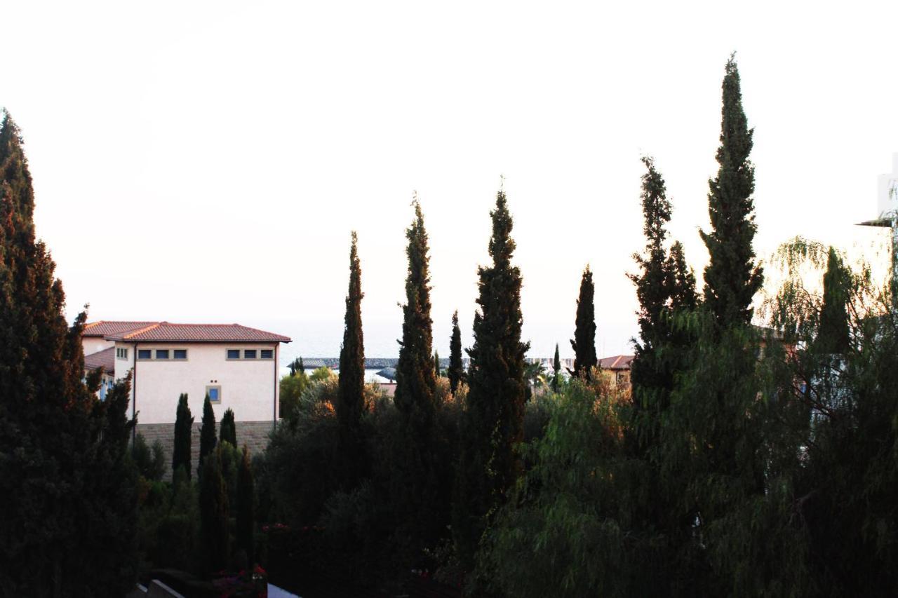 Olosuites Limassol Exterior photo